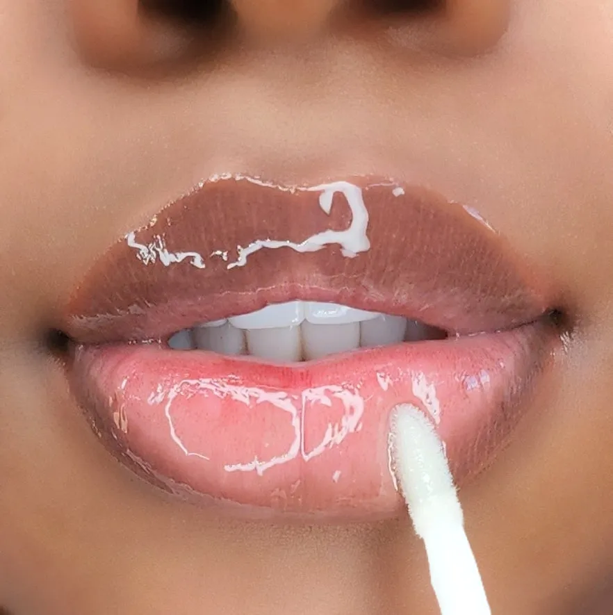 Flawless Lip Gloss Glassy Shine