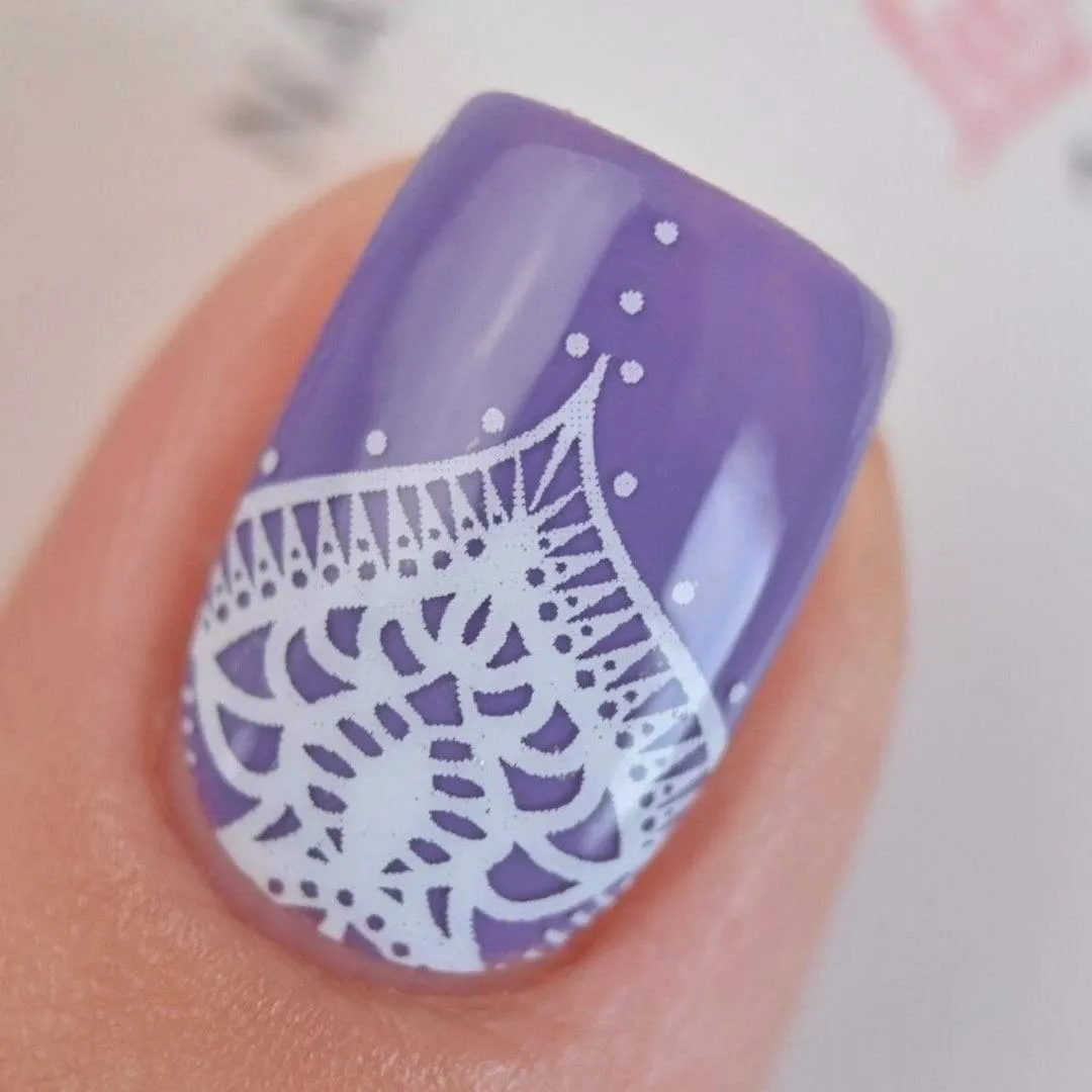 Mandala | Transparent White Print Nail Polish Wraps