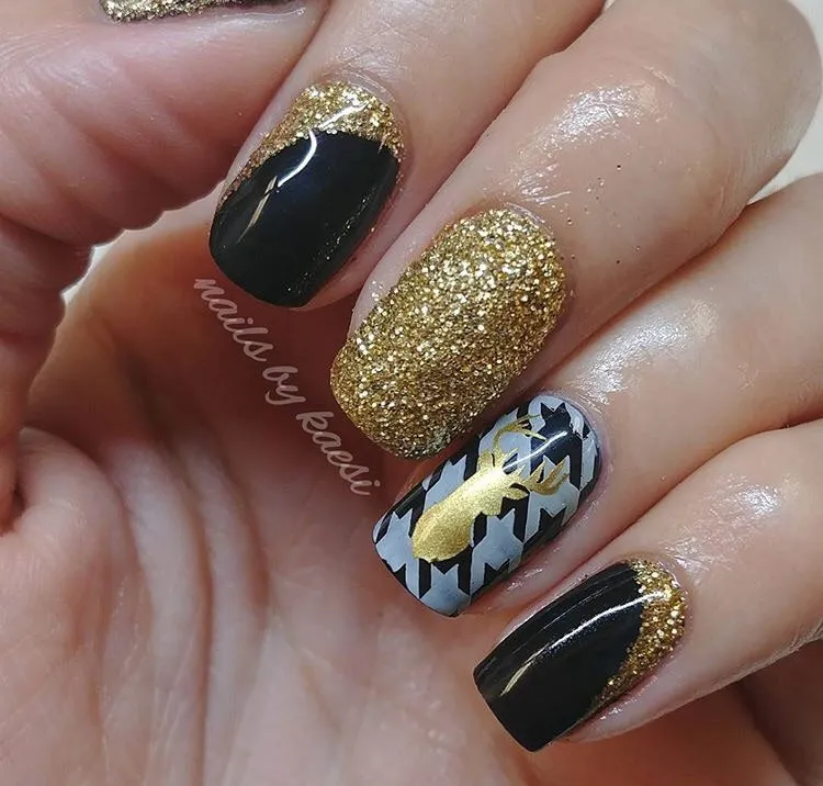 Oh Deer Nail Decal | Gold Shimmer