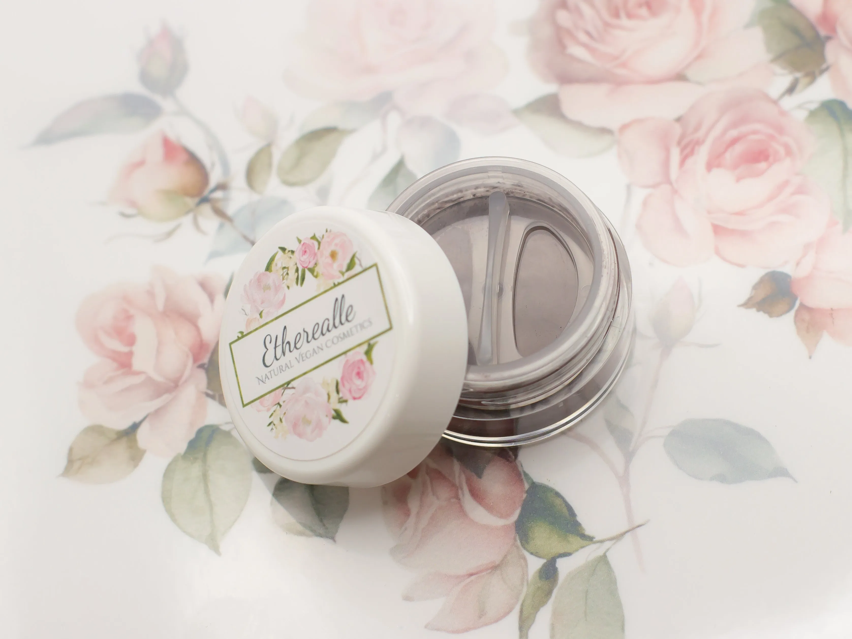 "Kingdom" - Mineral Eyeshadow